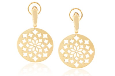 Orecchini con pendente traforato fiore e rombi in oro