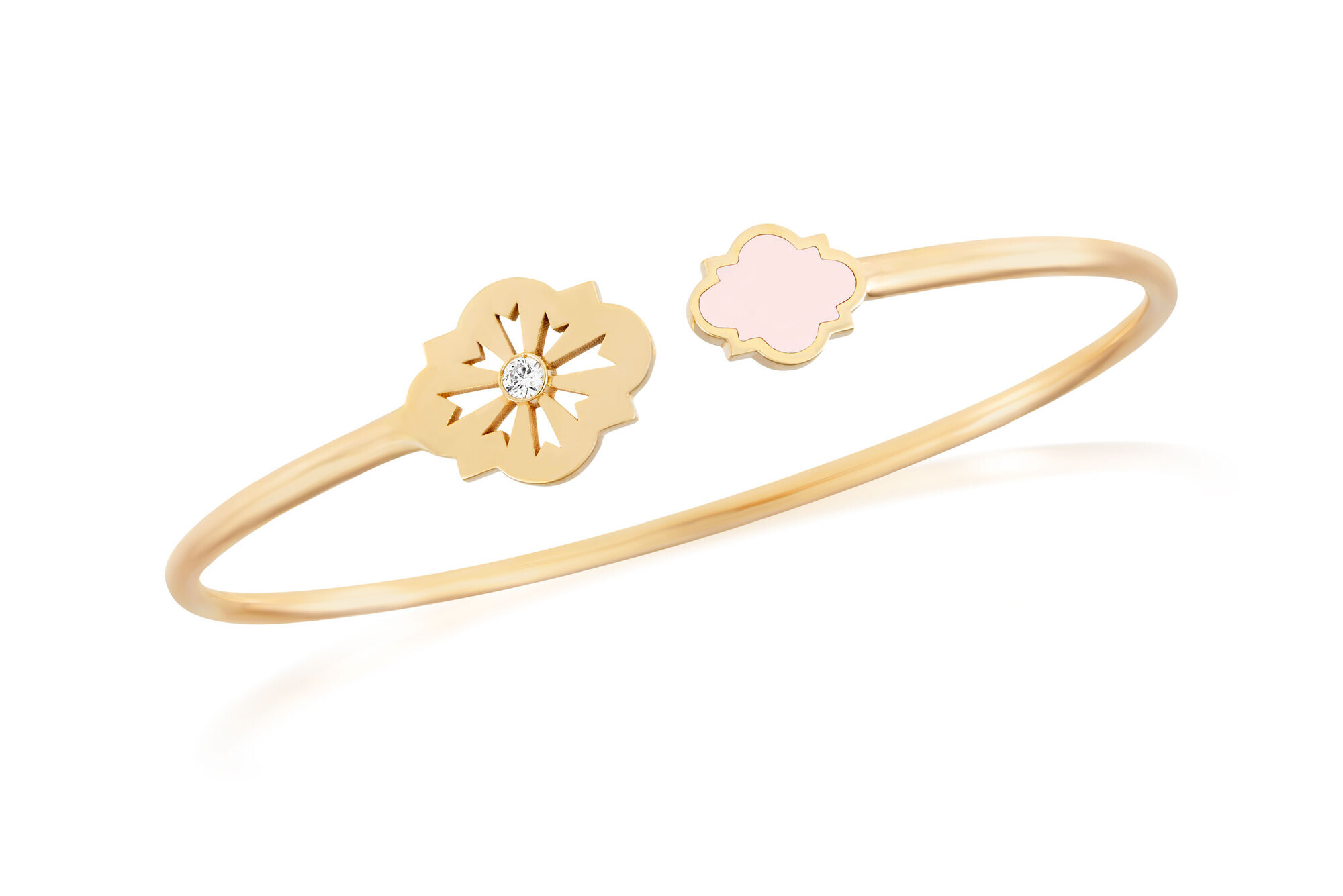 Bracciale rigido scudo in oro, smalto rosa e diamante