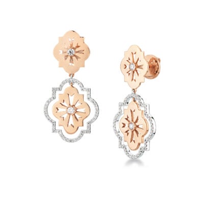 Orecchini pendenti doppio scudo in oro e pavé di diamanti